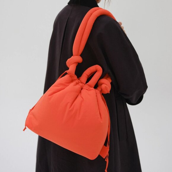 Olend Ona Soft Bag | Large Tote | Coral - Picture 2 of 3